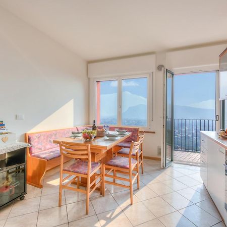 Lake View Dom-Us Apartment - Happy Rentals Riva del Garda Exterior foto