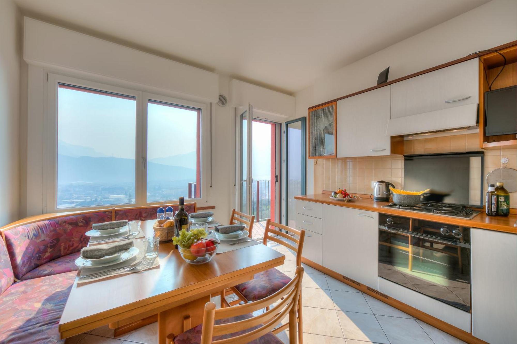 Lake View Dom-Us Apartment - Happy Rentals Riva del Garda Exterior foto